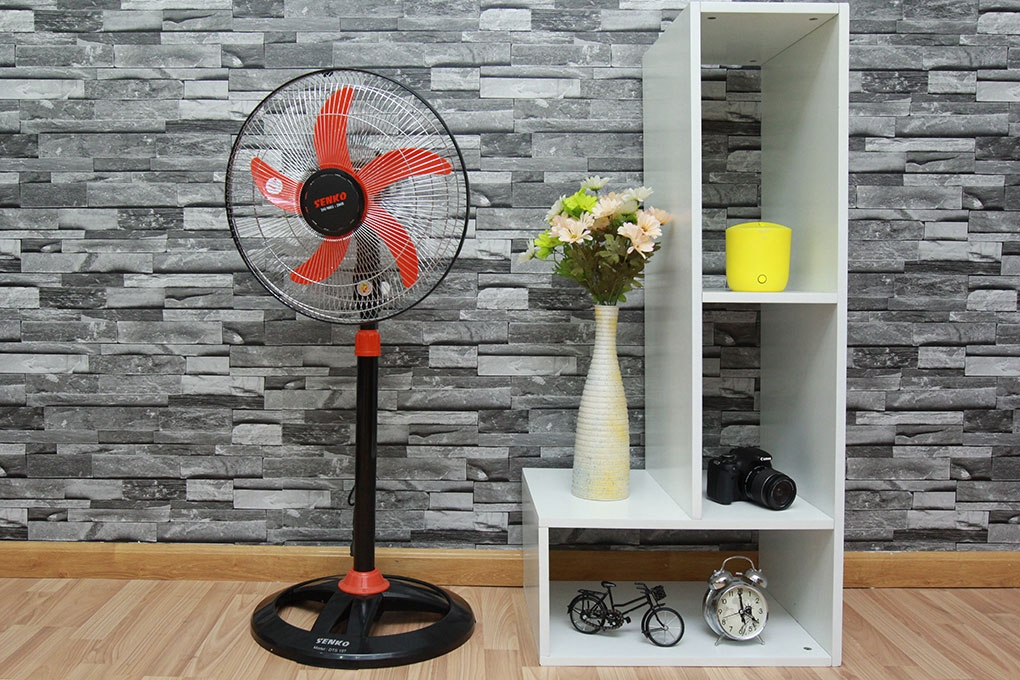 Quạt đứng CN thân sắt Senko DTS1609 ( Màu ngẫu nhiên )