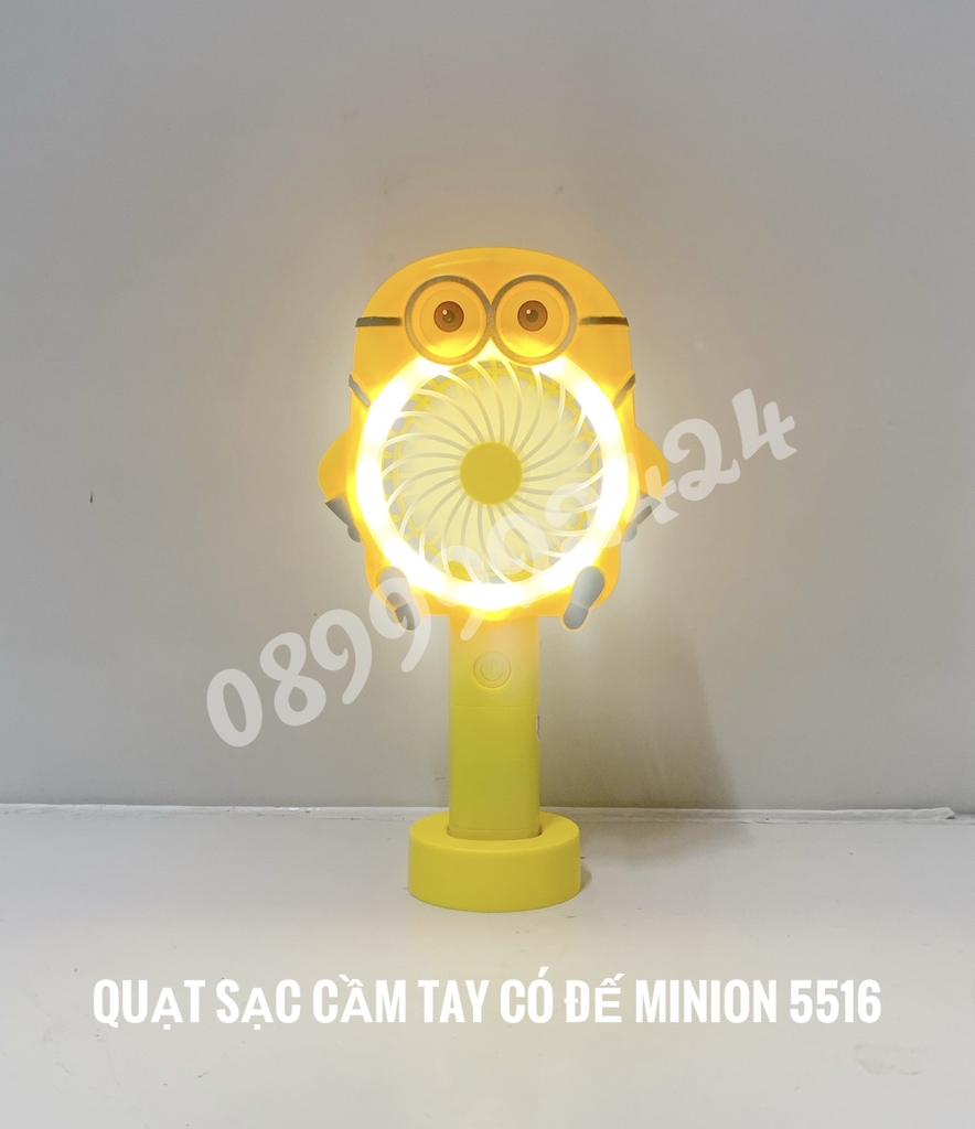 Quạt sạc cầm tay có đế Minion 5516 ( có đèn )