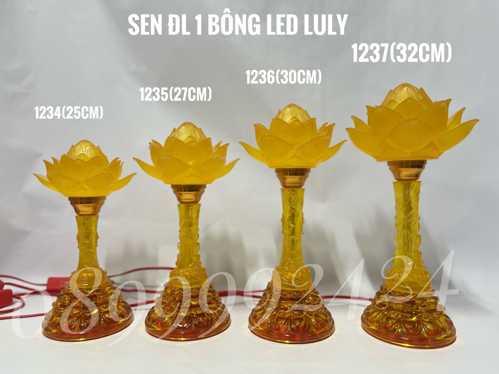 ĐÈN THỜ PHA LÊ - LƯU LY 1235 CAO 27CM