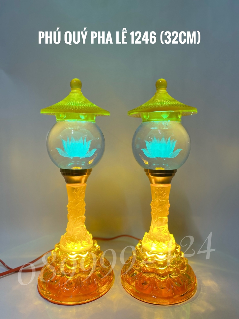 ĐÈN THỜ PHÚ QUÝ PHA LÊ - LƯU LY 1246 32CM GIÁ BÁN 1 CẶP