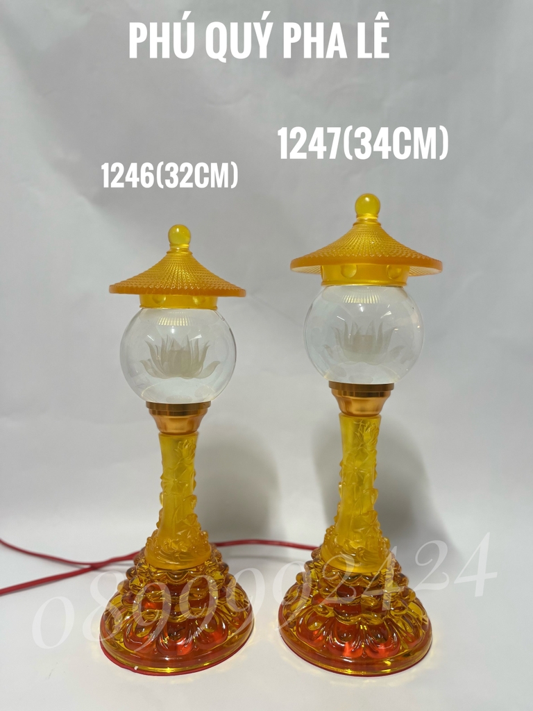 ĐÈN THỜ PHÚ QUÝ PHA LÊ - LƯU LY 1246 32CM GIÁ BÁN 1 CẶP