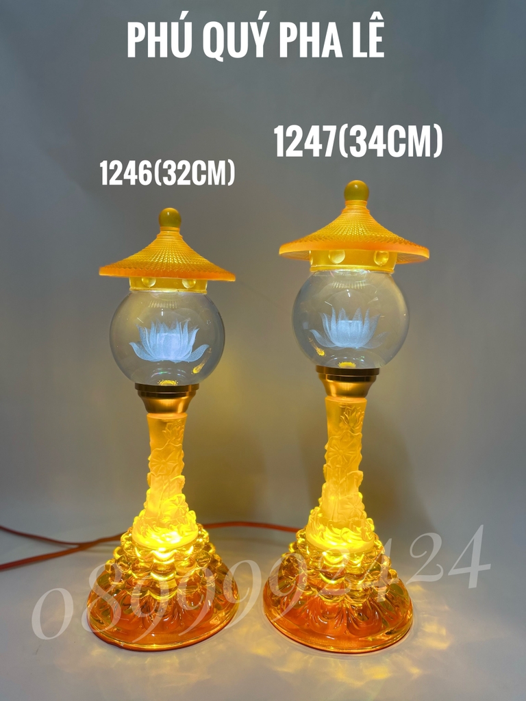 ĐÈN THỜ PHÚ QUÝ PHA LÊ - LƯU LY 1246 32CM GIÁ BÁN 1 CẶP