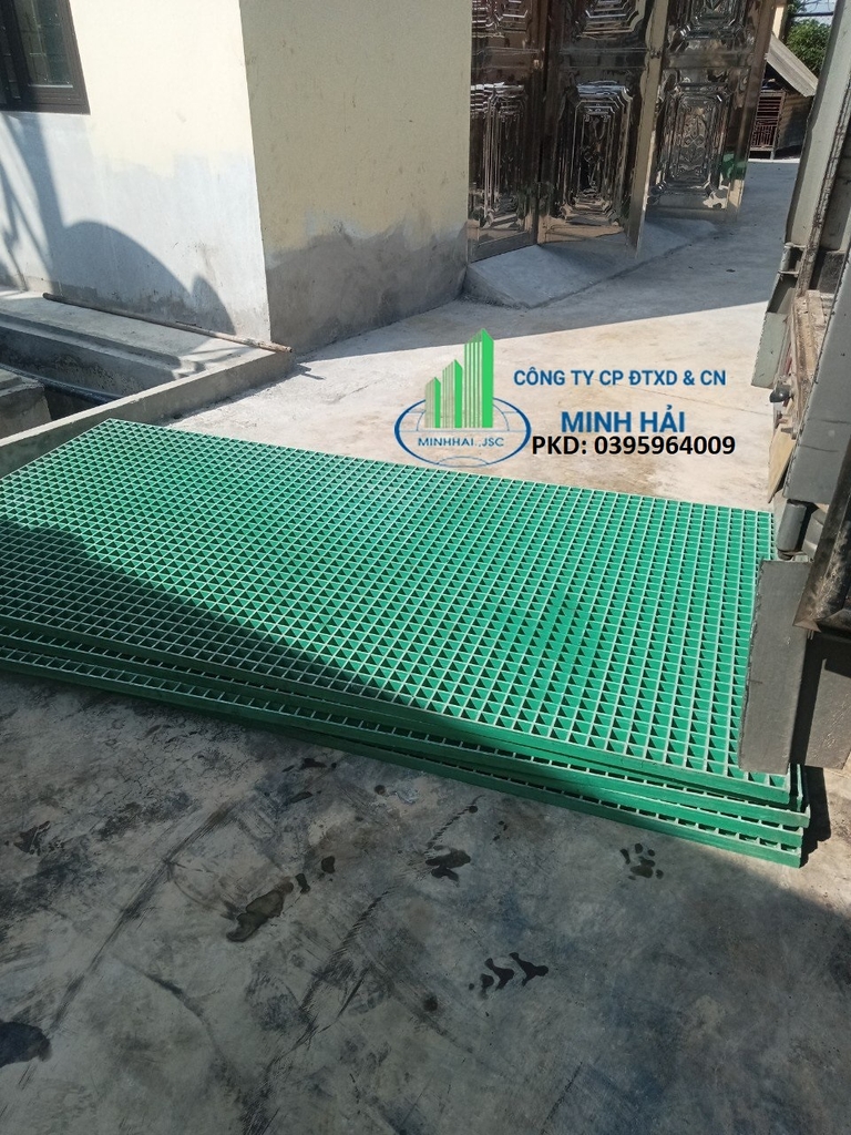 cong-trinh-san-frp-minh-hai-1