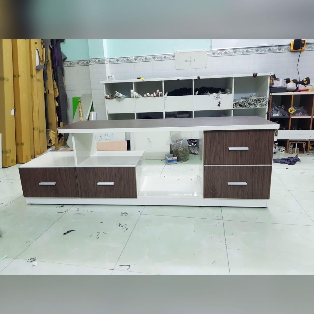 Tủ Tivi Bằng Nhựa  Đài Loan Đẹp TV02