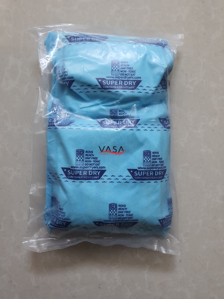 Bột chống ẩm treo container của Super Dry 1kg 4 túi