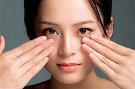 Mẹo ngăn ngừa quầng mắt thâm đen