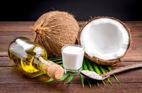 Làm gì khi bị khô, nứt môi?