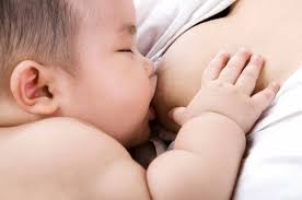 Sữa mẹ - Nguồn thức ăn không thể thiếu của trẻ sơ sinh
