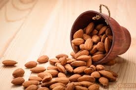 Các loại hạt có thể phòng ung thư đại tràng