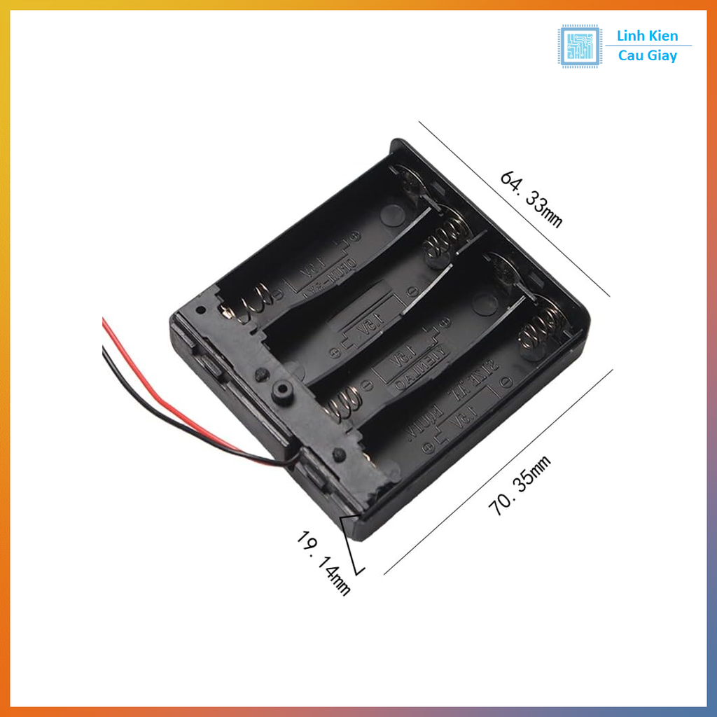 Hộp đế 4 pin AA có nắp và công tắc