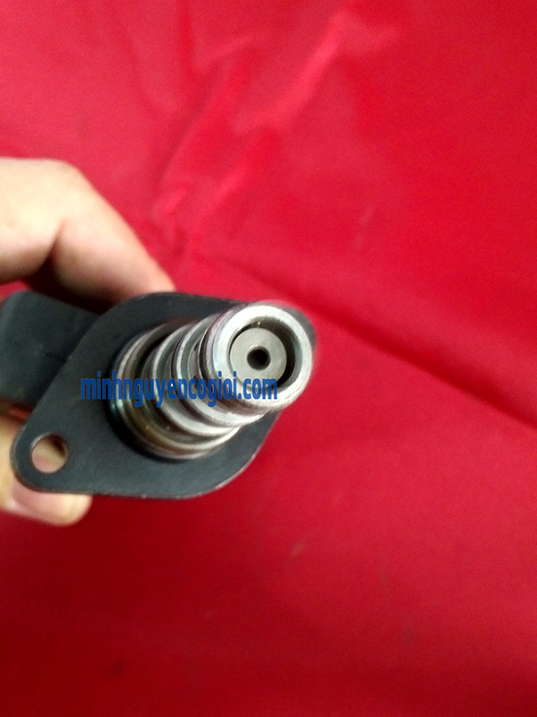 VAN ĐIỆN TỪ - SOLENOID MÁY ĐÀO KOBELCO SK100W-2