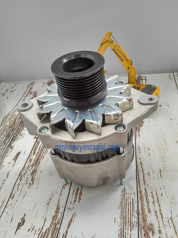 Thiết bị phát điện S6D95 / 4D102/ 600-821-6190/ 24V/ 30A