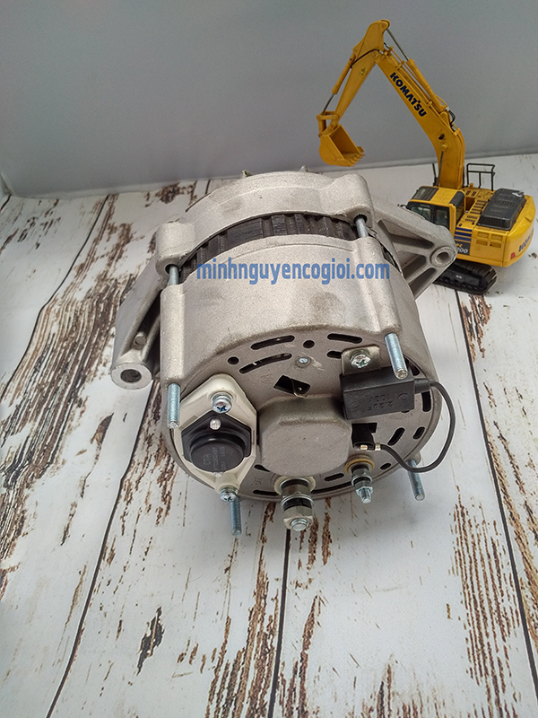 Thiết bị phát điện S6D95 / 4D102/ 600-821-6190/ 24V/ 30A