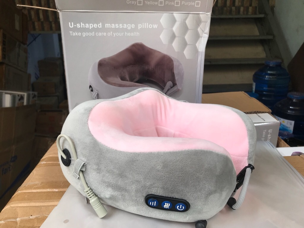 Kết quả hình ảnh cho Gối massage cổ chữ U loại xịn