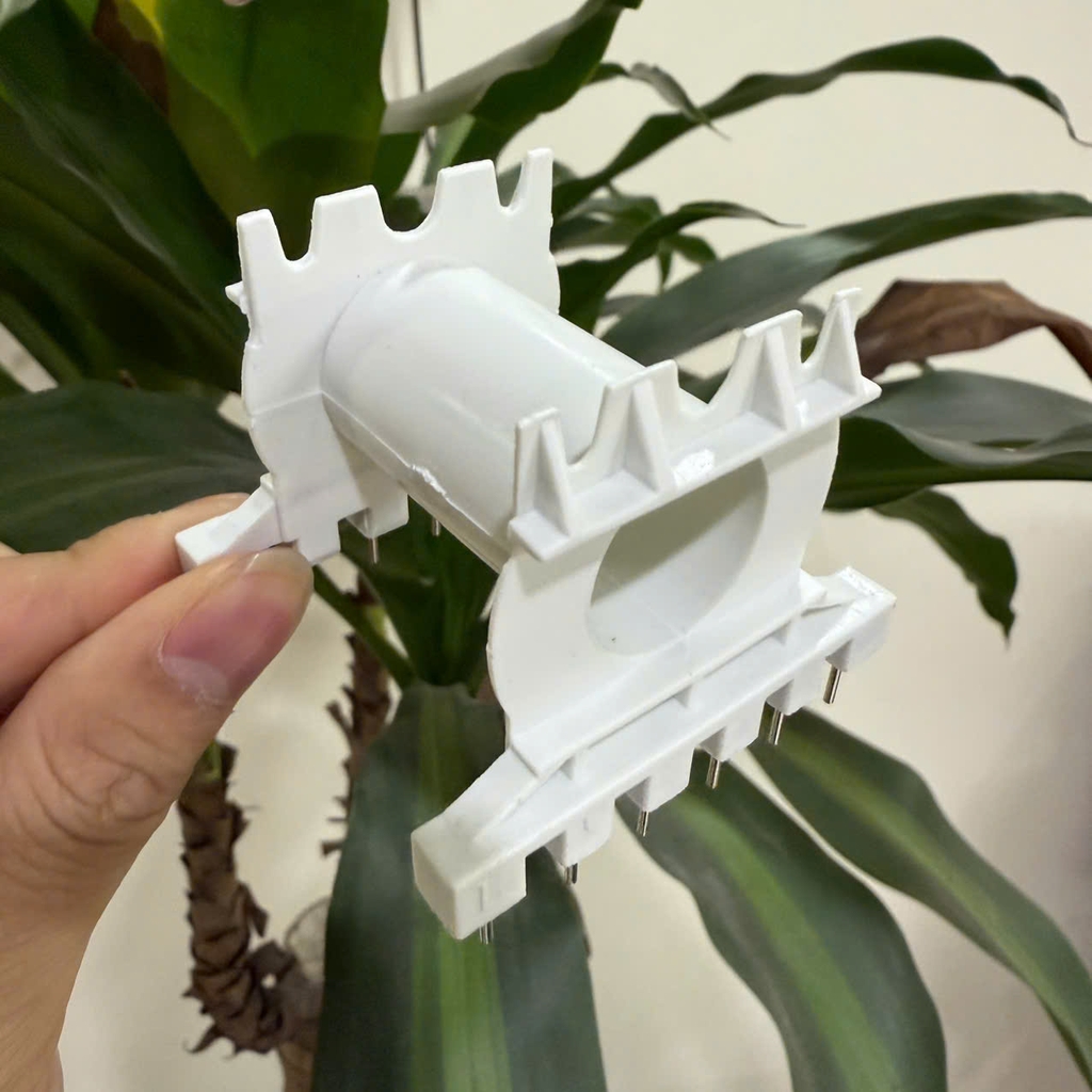 Khuôn Nhựa EC60 Tròn Nằm 6+6 Trắng