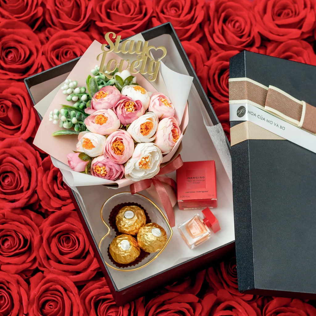 Butter Cup Box – Hoa của Mơ và Bơ - Tiệm Hoa Lụa Cao Cấp