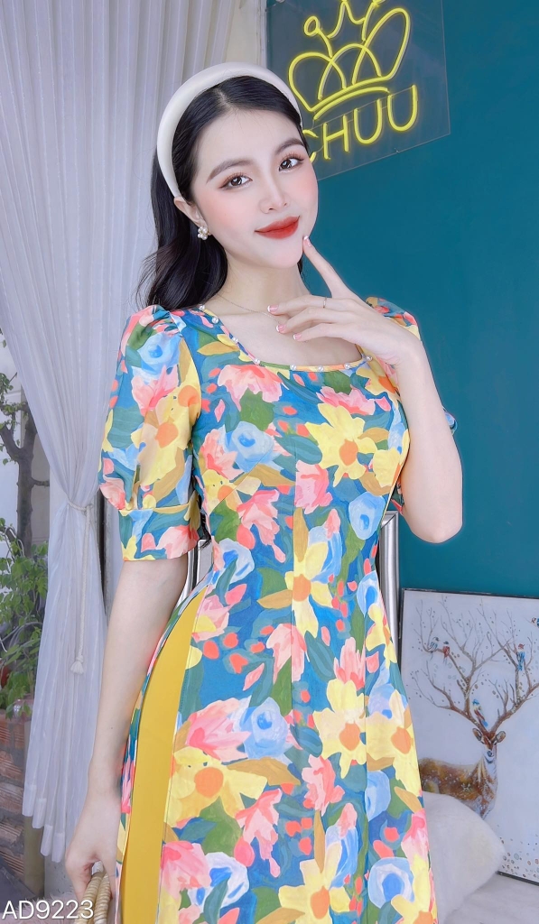 Áo Dài Hoa Cổ Vuông Màu Nước AD9223