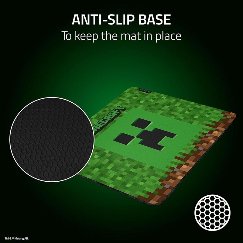 Lót chuột Razer Gigantus V2 Medium Minecraft Edition RZ02-03333800-R3M1