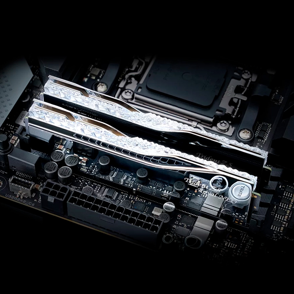 RAM PC G.SKILL Trident Z5 Royal Neo RGB 96GB 6000MHz DDR5 (2x48GB) F5-6000J2836F48GX2-TRZ5NS