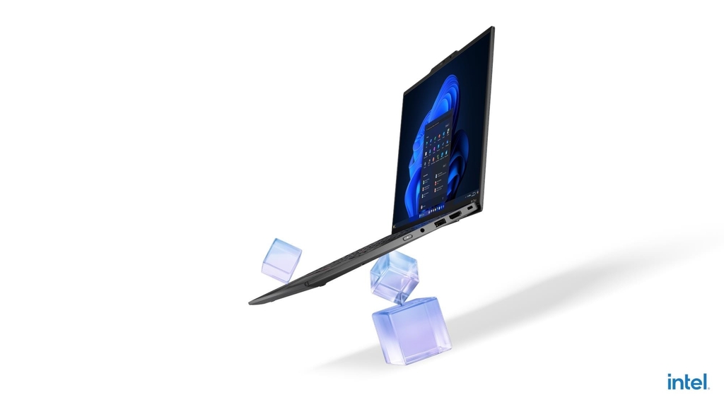 Laptop Lenovo ThinkPad X1 Carbon Gen 3 Aura Edition 21NX003BVN (Ultra 7 255H, Intel Arc Graphics, RAM 32GB LPDDR5X, SSD 1TB, Touchscreen, 14 Inch OLED 2.8K 120Hz 100% DCI-P3, Win 11 Pro)