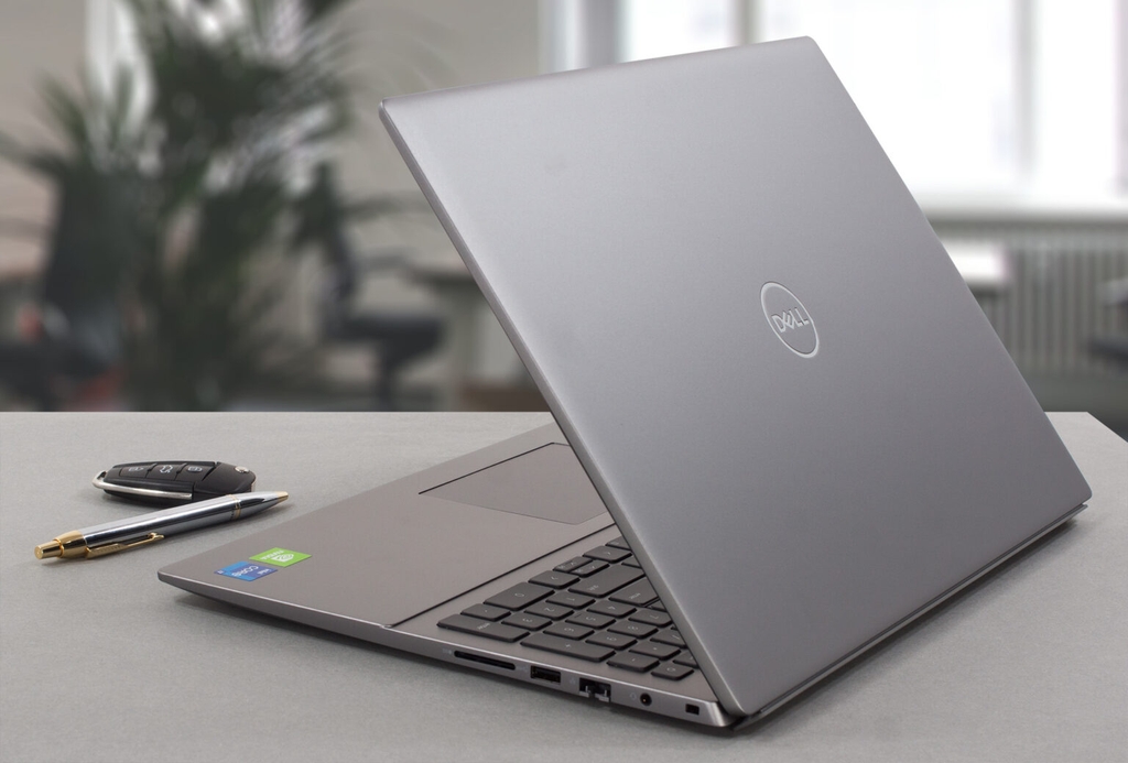 Dell Vostro giá chỉ từ 9.2 triệu đồng, cấu hình tốt chuẩn học tập văn phòng