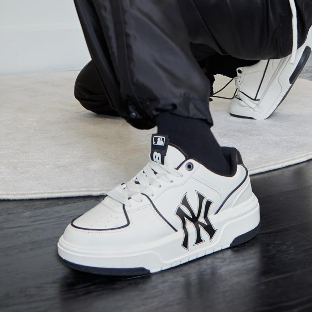 MLB Chunky Liner Low White Black - 36.5
