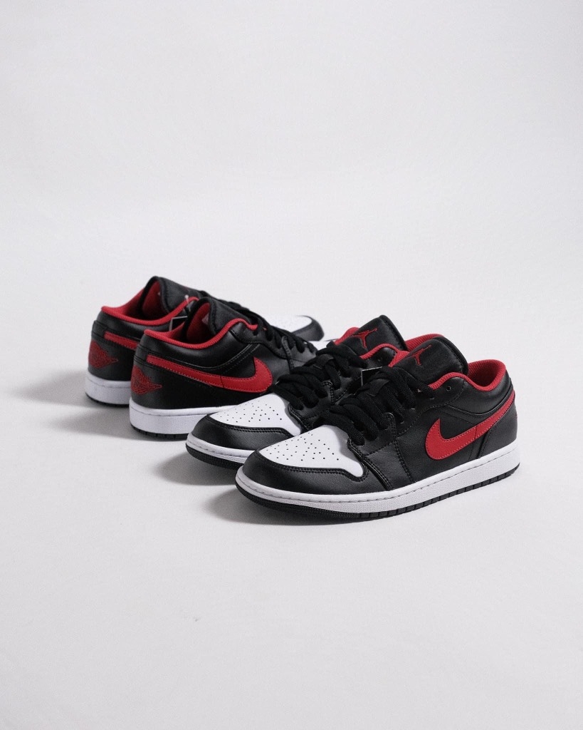 Jordan 1 Low White Toe Fire Red - 553560-063