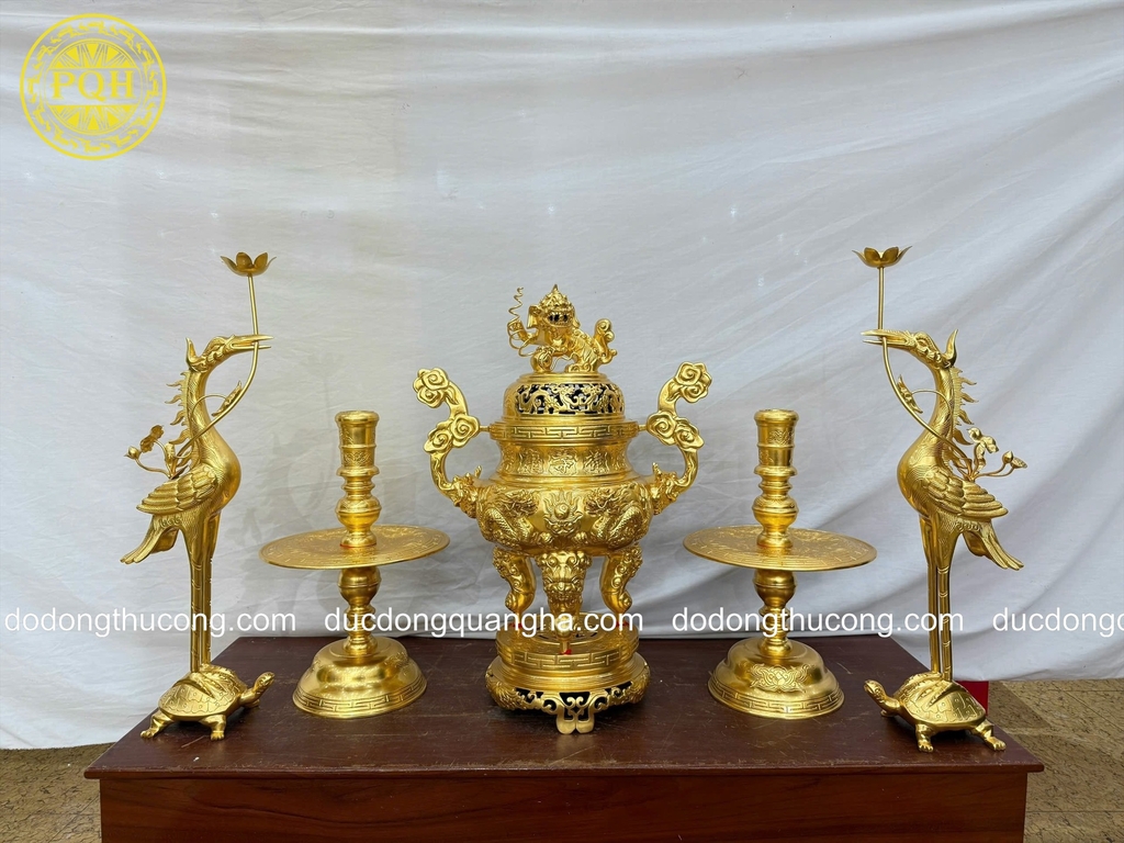 NGŨ SỰ 60 ĐỒNG ĐỎ DÁT VÀNG 9999