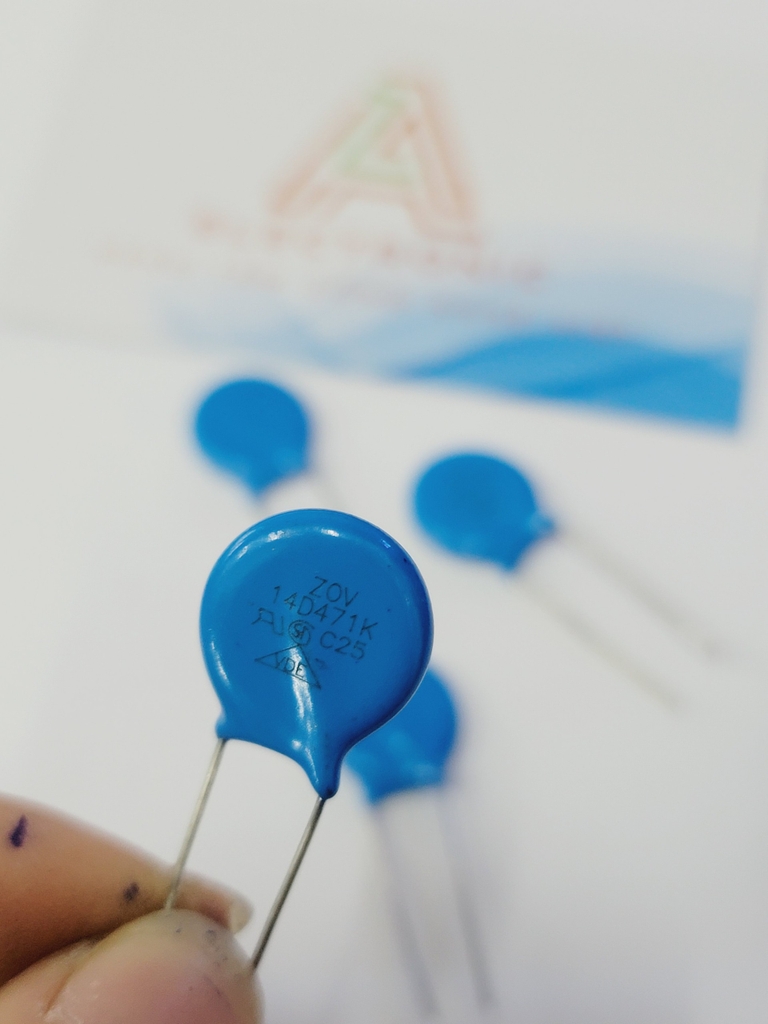 Metalloxid Varistor 10D471 20 Stück 10D471K Varistoren – 470V Metall-VDR, Zuverlässiger Überspannungsschutz Für Elektronik-Bastler & Profis