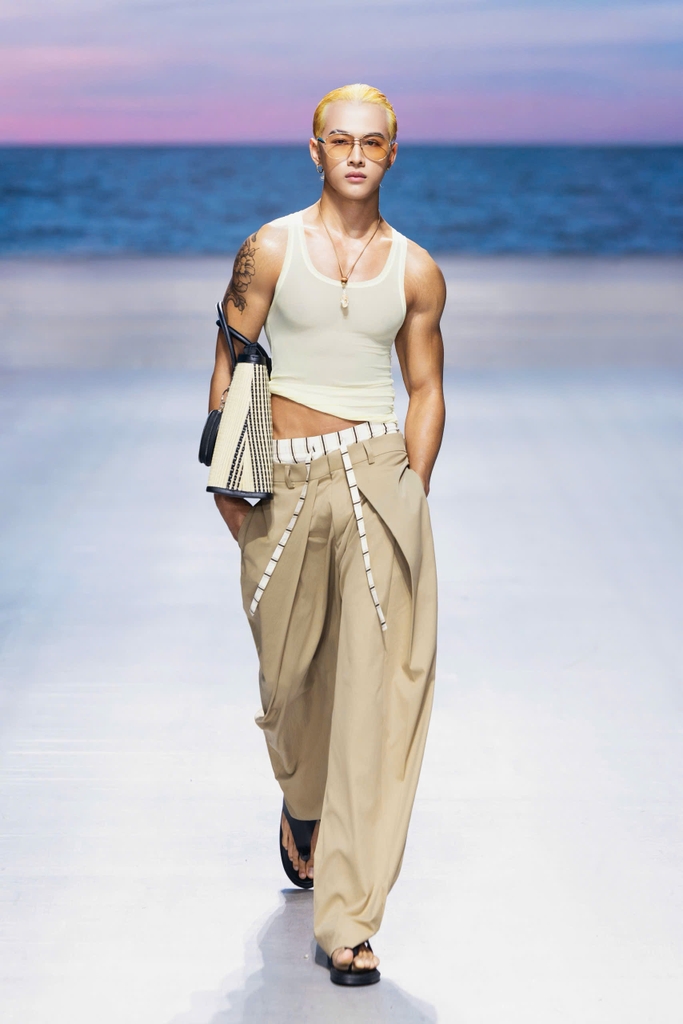 Neo Mesh Tank T-Shirt