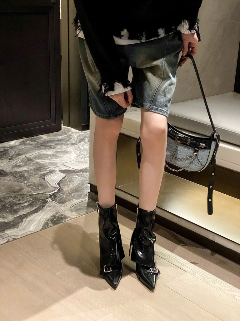 G008 (Bốt) Boots Yếm Cổ Thấp Nữ Phối Khuy Gót Nhọn Đẹp Thời Trang