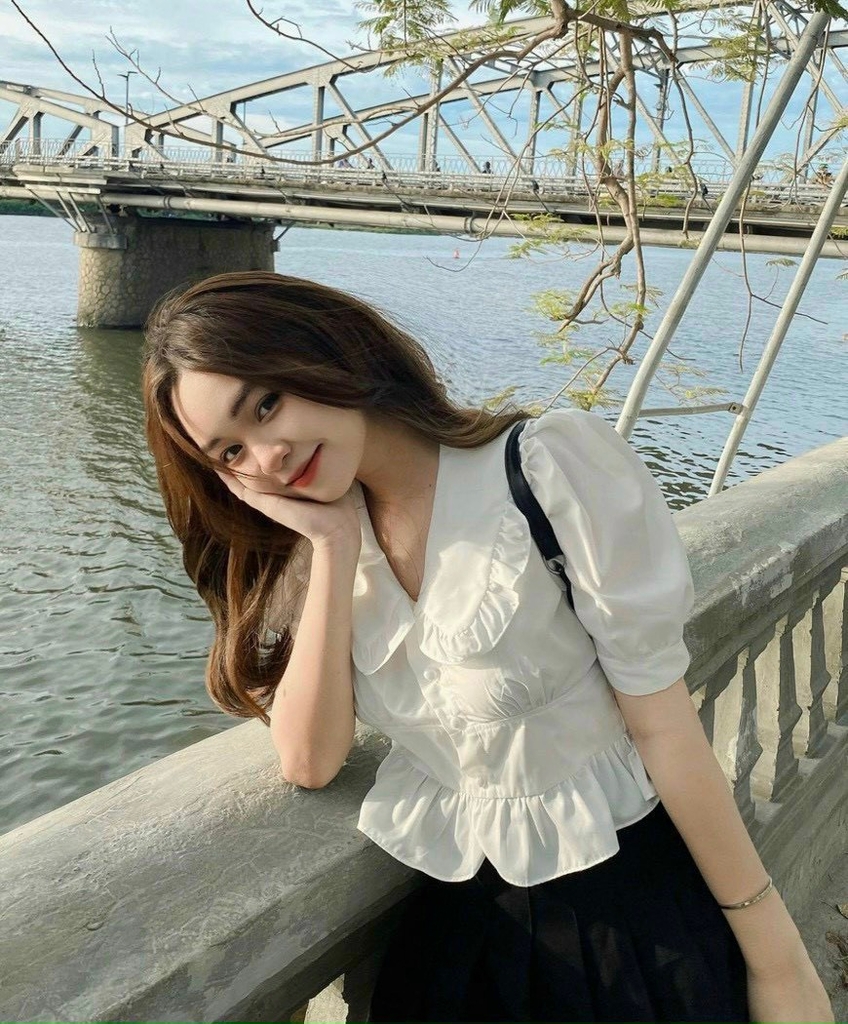 Set áo Babydoll cổ sen x chân váy xếp li
