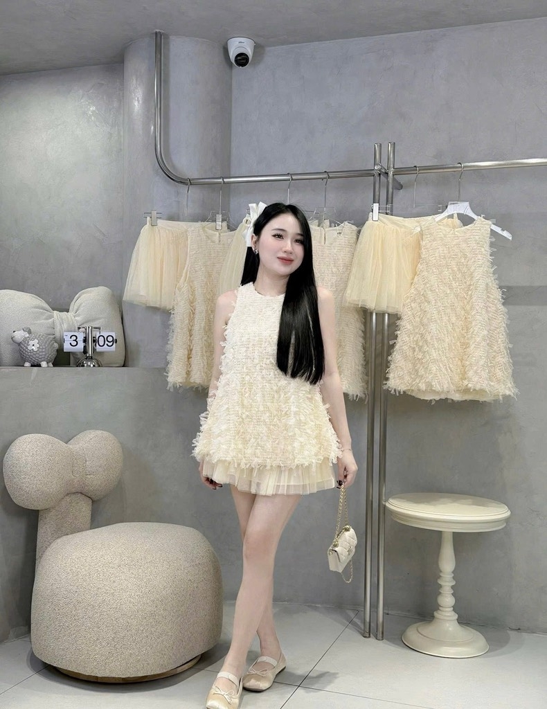 Set lông vũ sn chân váy