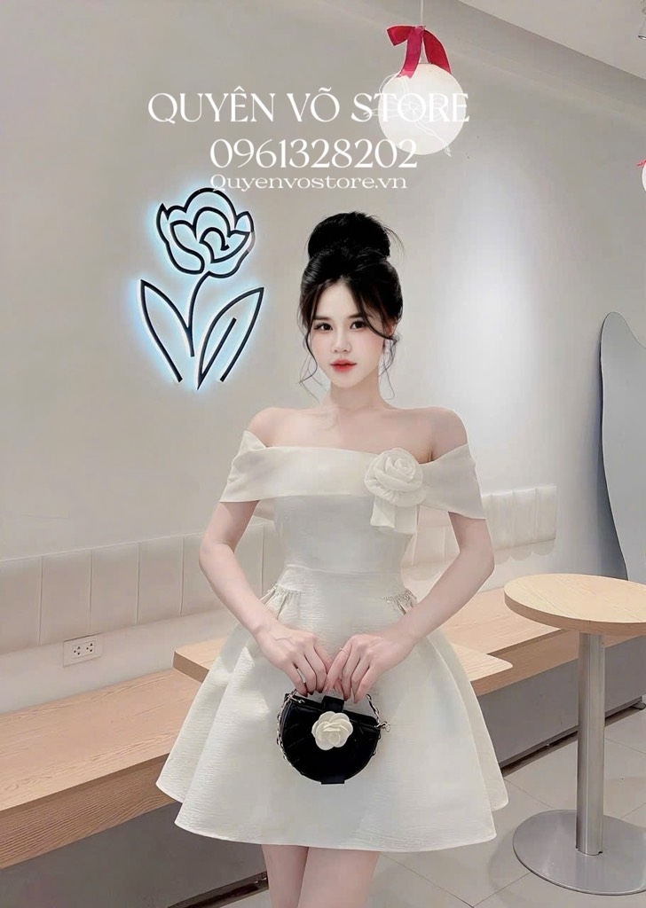 Đầm tafta trễ vai hoa hồng