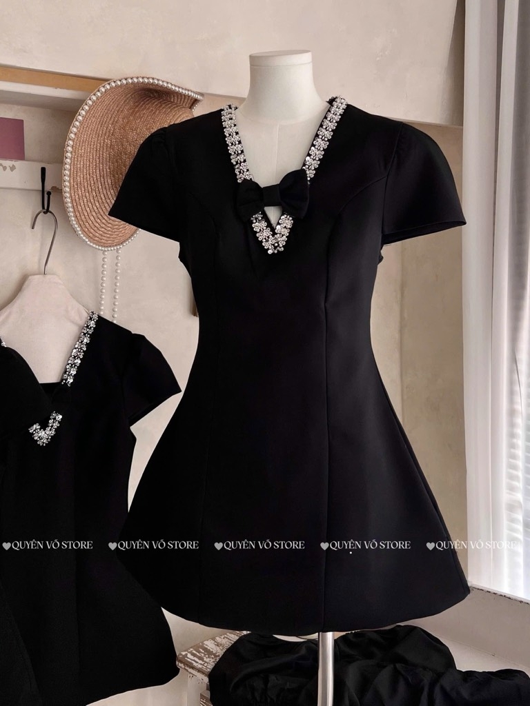 Đầm tafta cổ V đính đá - 1070