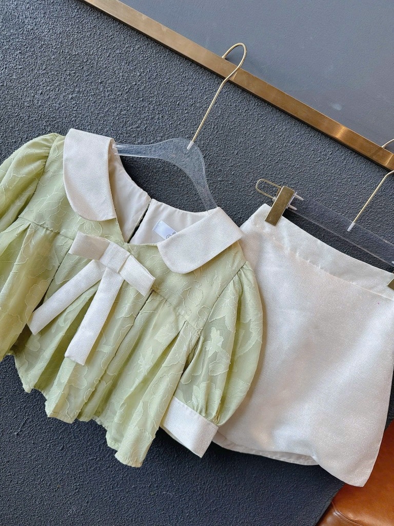 Set áo ren xanh cổ sen Babydoll x chân váy
