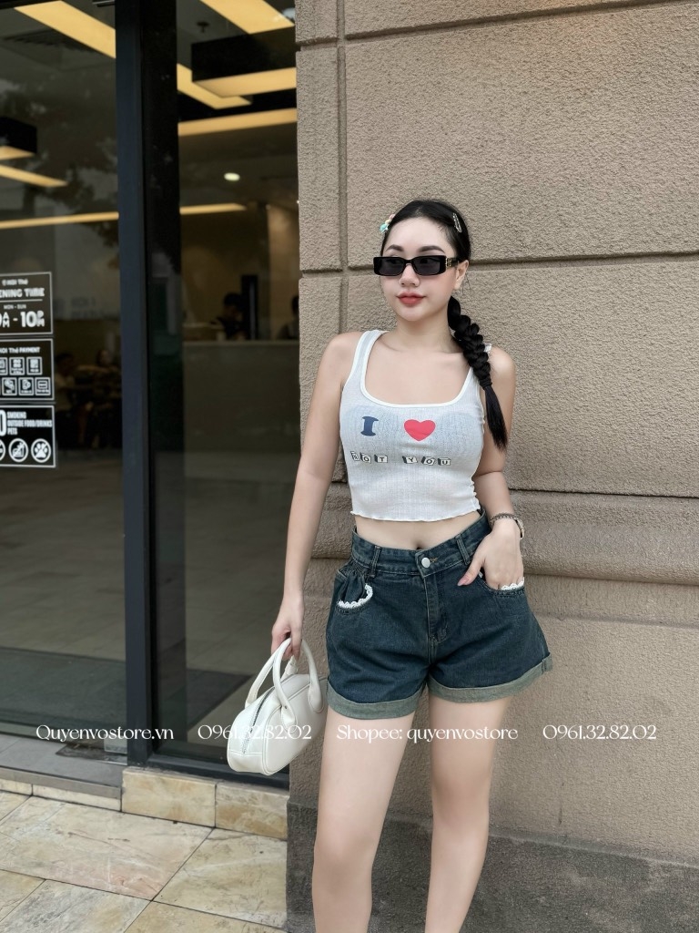 QJ 2184 Quần jean đùi ren viền túi