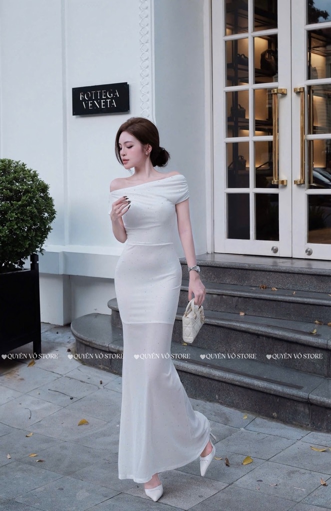 Đầm ôm body trễ vai dáng dài - Trắng