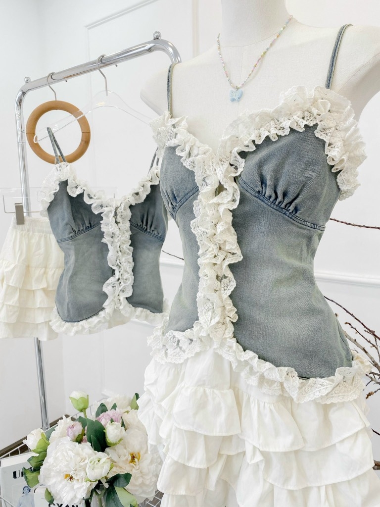 Set áo 2 dây jean viền ren chân váy tầng