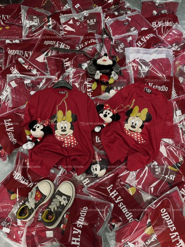 Áo thun Mickey kèm túi - Form rộng dưới 65kg