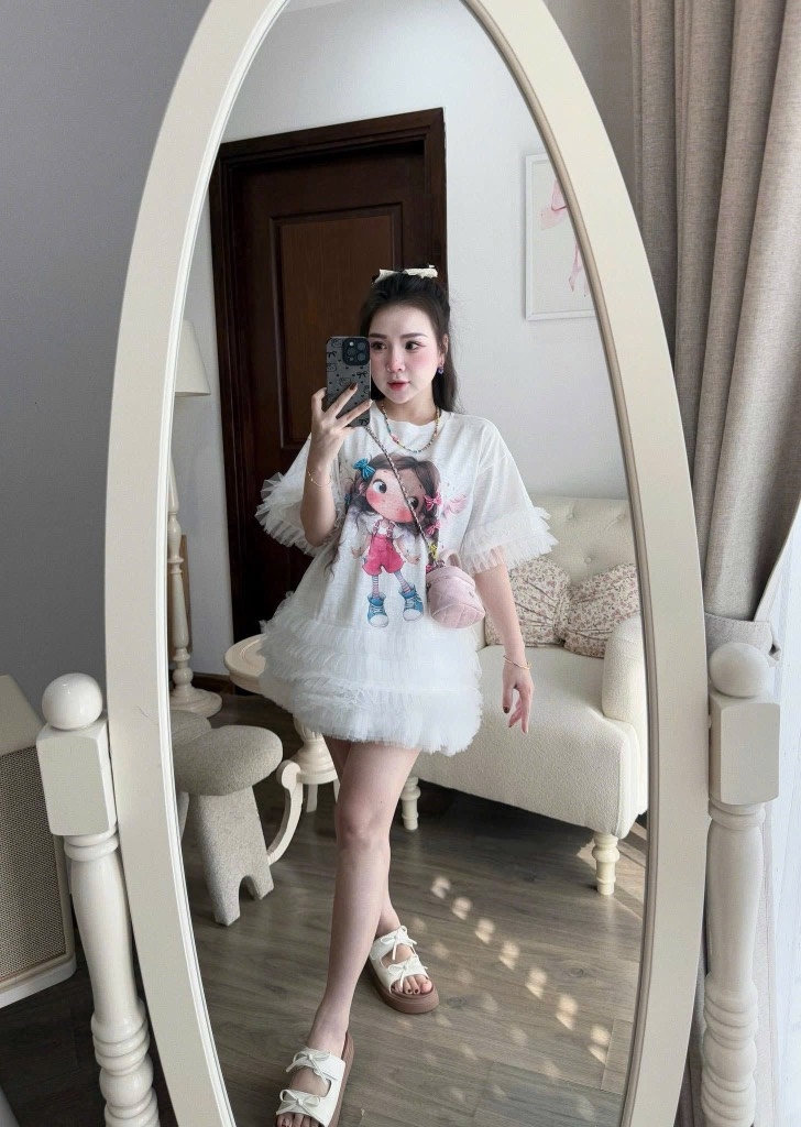 Đầm suông lai voan cô gái - trắng
