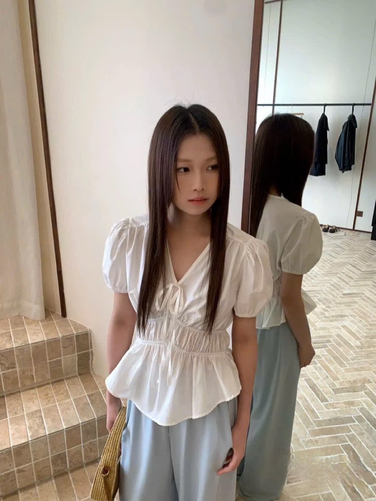 Áo thô cổ V chun eo tk - 838