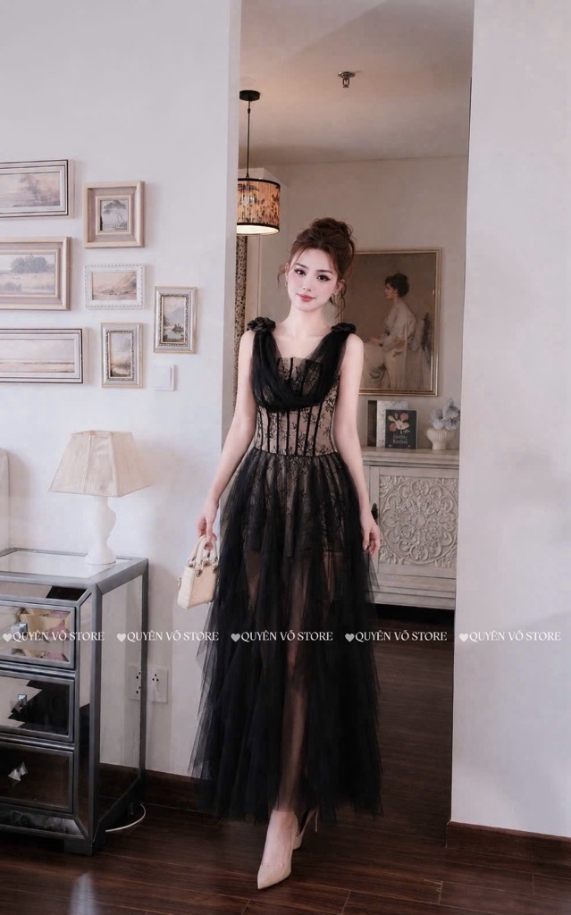Đầm ren chân váy lưới sang chảnh - Đen