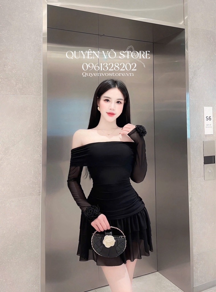 Đầm thun lưới body tay loe - Đen