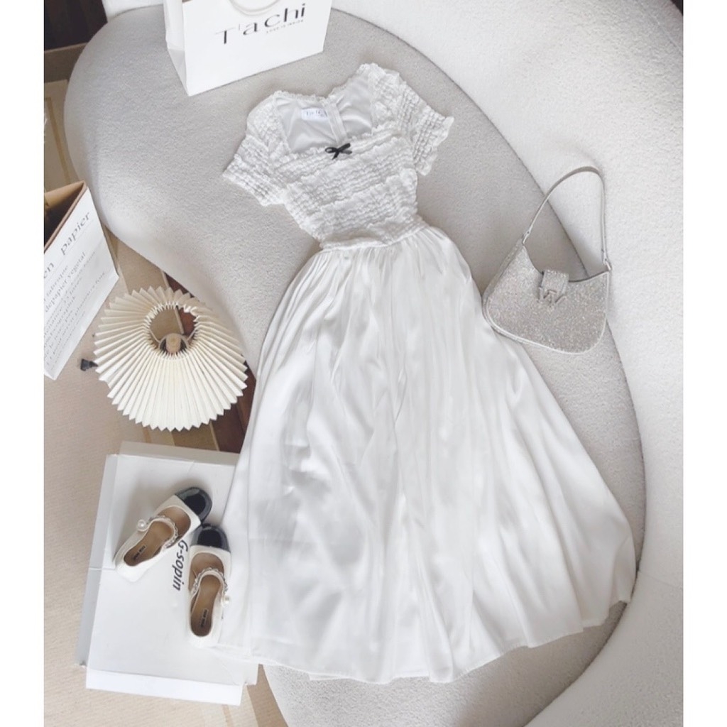 Đầm maxi cổ vuông trắng nơ đen