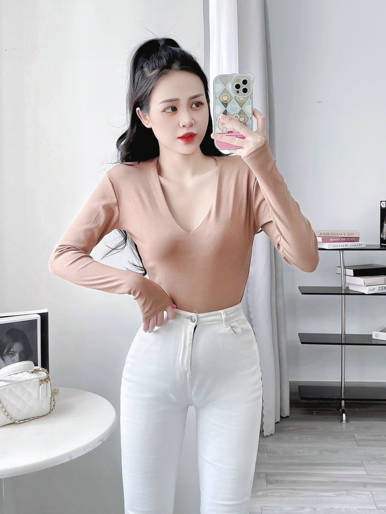 Áo thun bozip cổ tim Hot - Tay dài