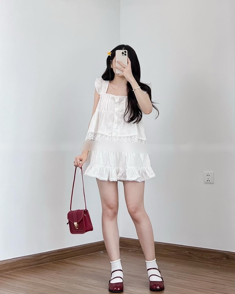 Set áo Babydoll tay tiên bèo chân váy viền ren