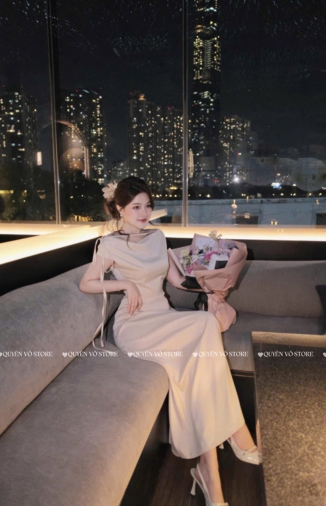 Đầm lụa lệch vai tag bướm - Đen