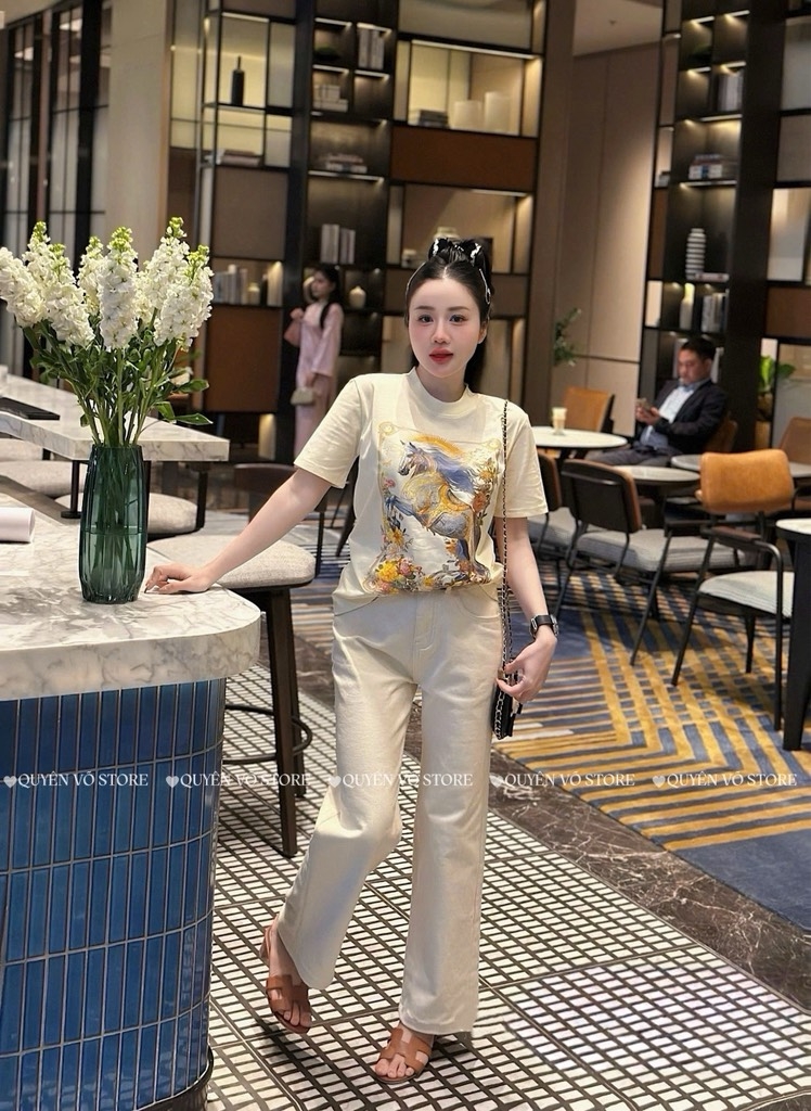 Áo thun ngựa tranh - Form vừa 45-55kg