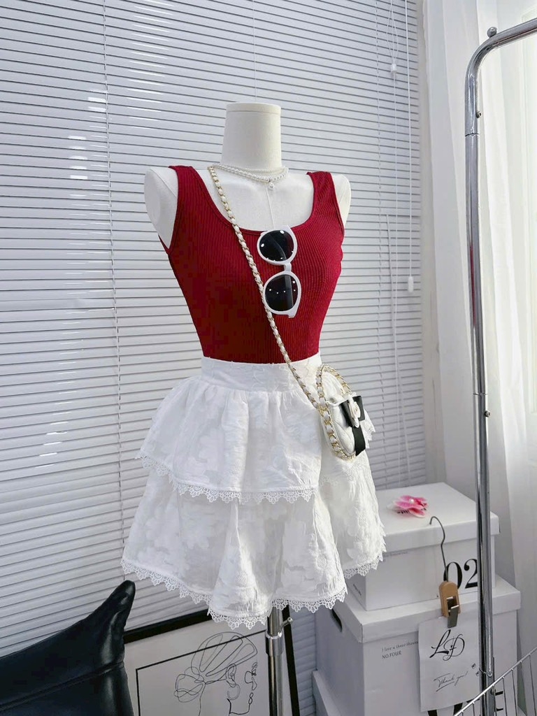 Set áo gân đỏ chân váy tơ 2 tầng